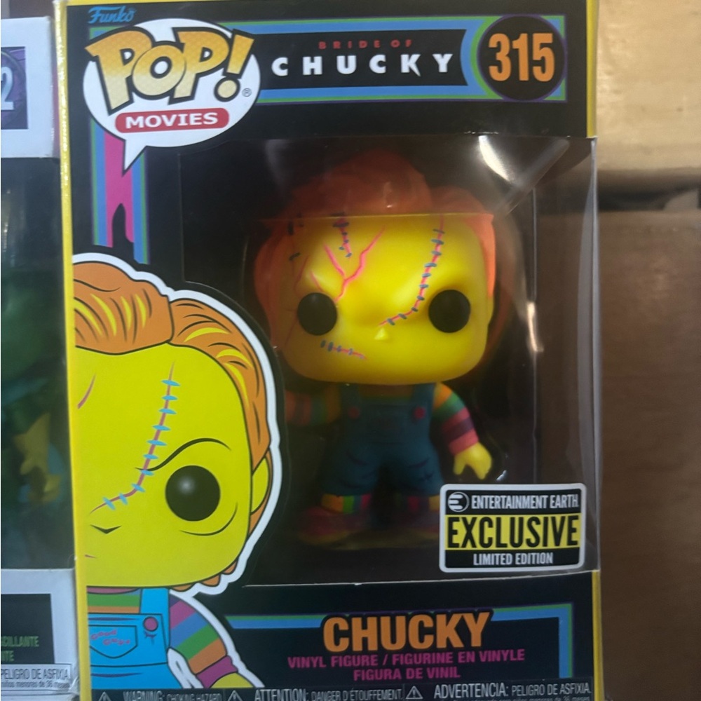 Funko Pop! Chucky Exclusive Yellow and Blue Vinyl Figure